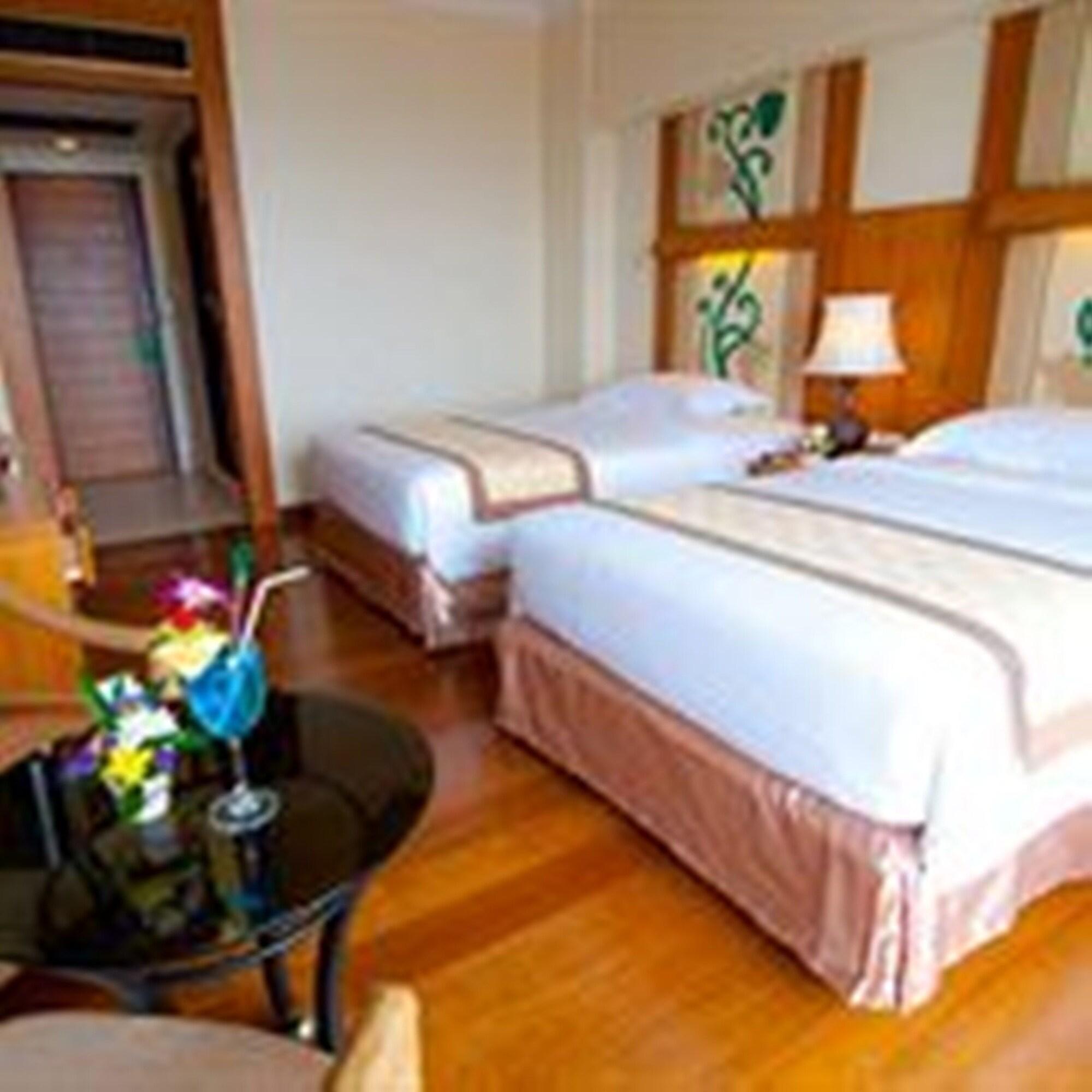 Golden Beach Hotel Pattaya Exterior foto