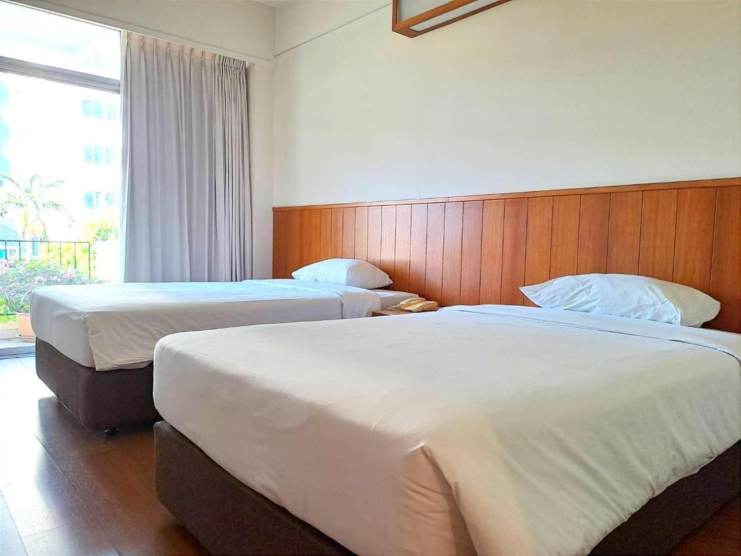 Golden Beach Hotel Pattaya Exterior foto